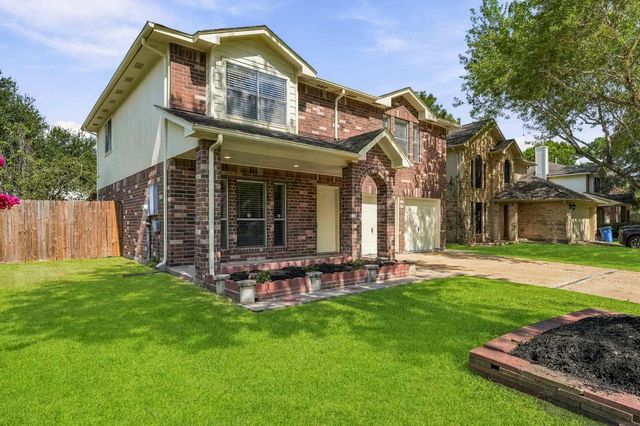 5815 Red River Drive, Dickinson, TX 77539