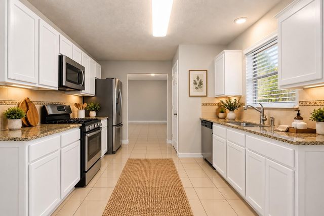 5815 Red River Drive, Dickinson, TX 77539