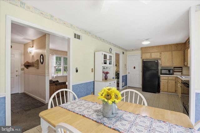 3137 WOODRIDGE DR, Landisville, PA 17538