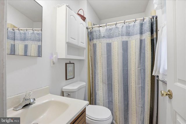 3137 WOODRIDGE DR, Landisville, PA 17538