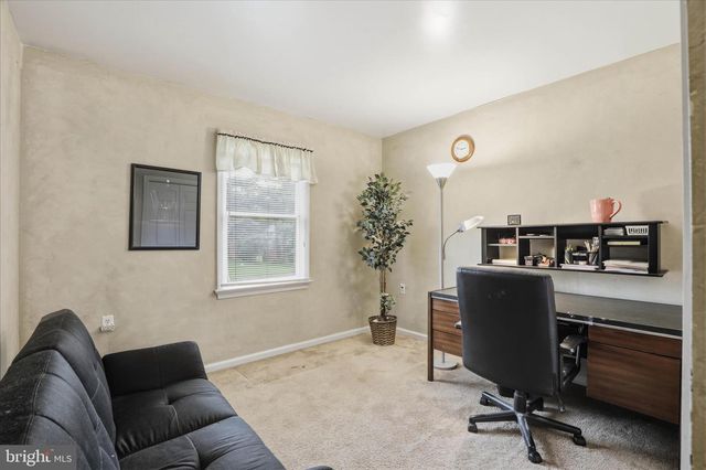 3137 WOODRIDGE DR, Landisville, PA 17538