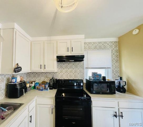 2005 Indiana Avenue, Sikeston, MO 63801