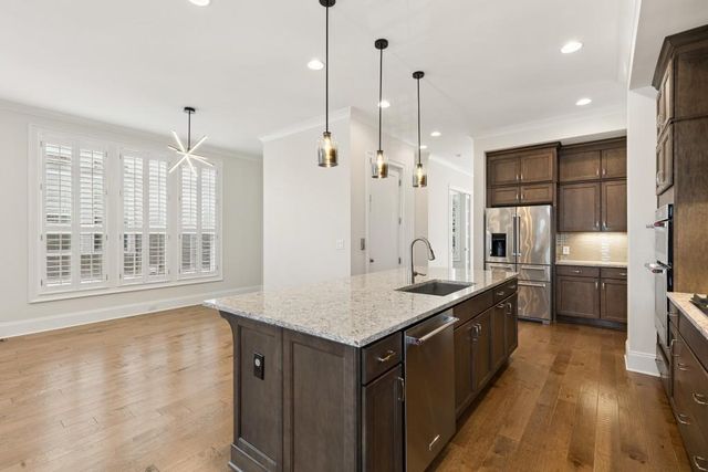 6015 Richwood Circle, Roswell, GA 30076