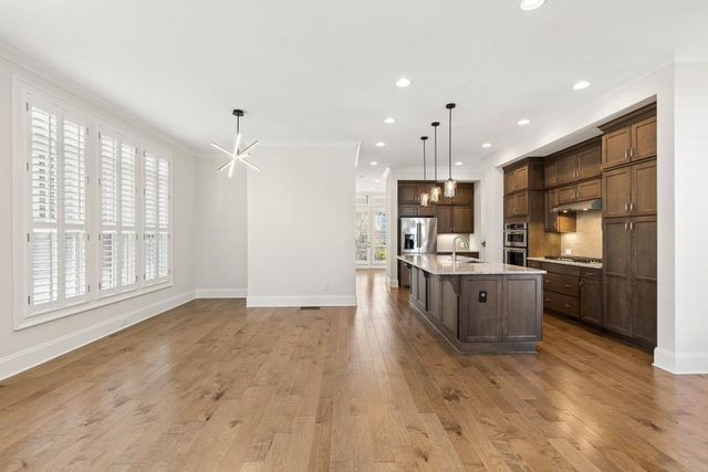 6015 Richwood Circle, Roswell, GA 30076