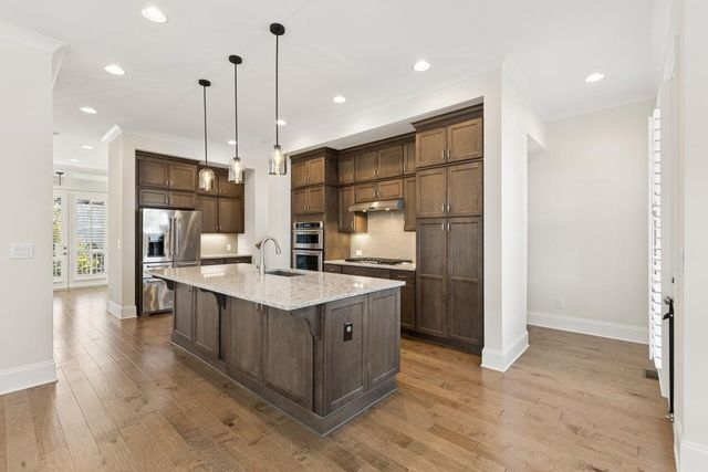 6015 Richwood Circle, Roswell, GA 30076