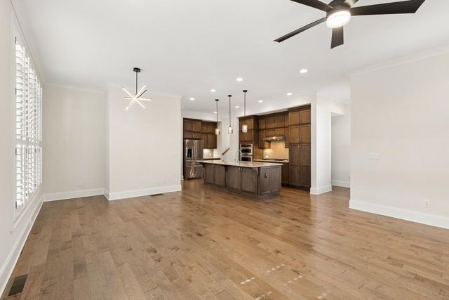 6015 Richwood Circle, Roswell, GA 30076