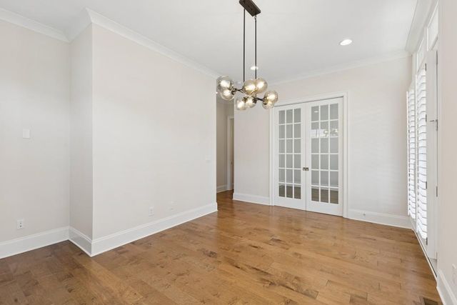 6015 Richwood Circle, Roswell, GA 30076