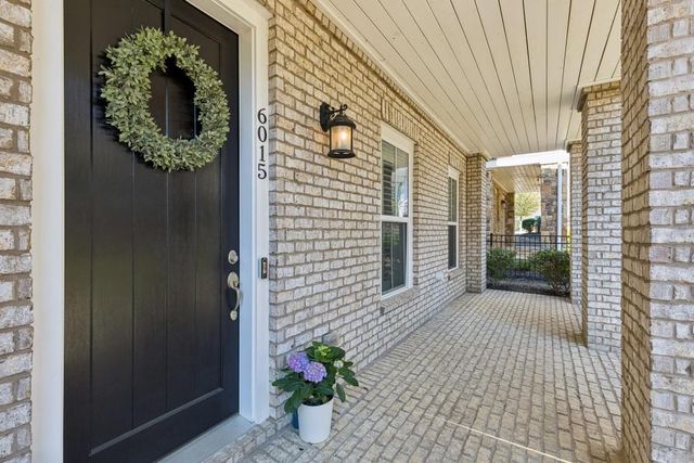 6015 Richwood Circle, Roswell, GA 30076
