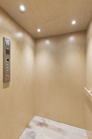 6015 Richwood Circle, Roswell, GA 30076