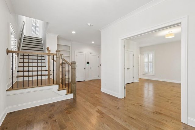 6015 Richwood Circle, Roswell, GA 30076