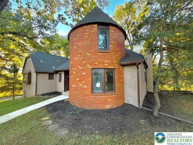 1024 Elm Street, Allentown City, PA 18109