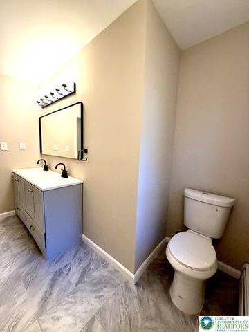 1024 Elm Street, Allentown City, PA 18109