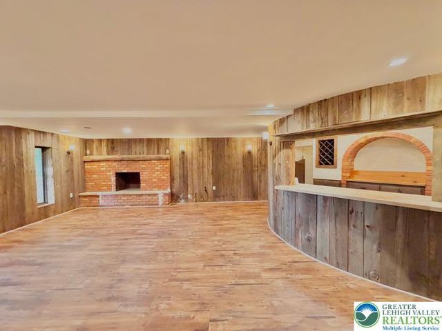 1024 Elm Street, Allentown City, PA 18109