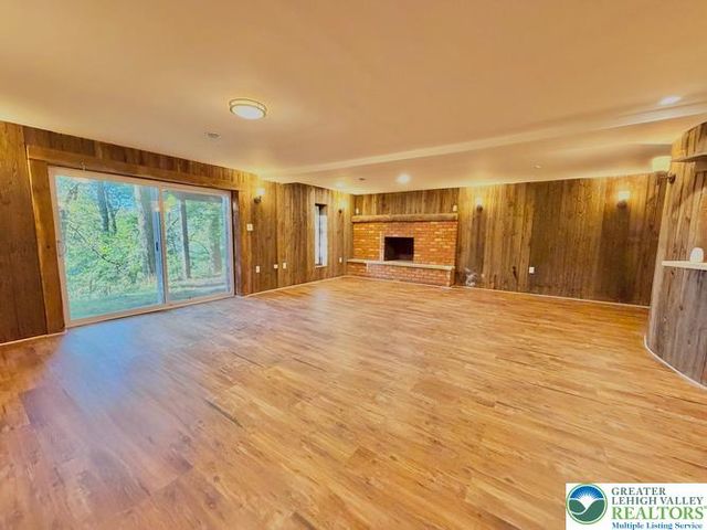 1024 Elm Street, Allentown City, PA 18109