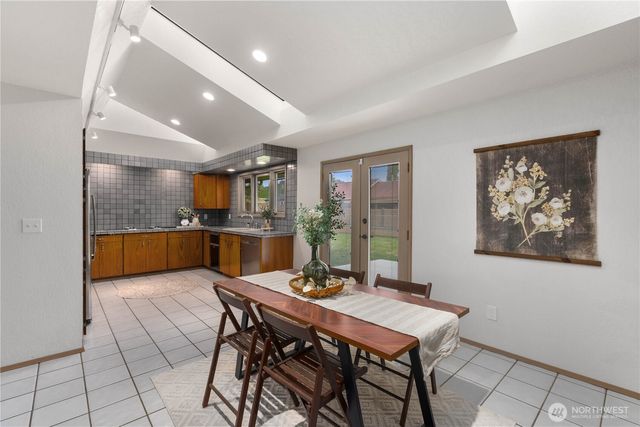 5614 66th Place SE, Snohomish, WA 98290