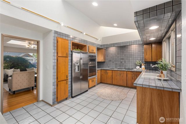5614 66th Place SE, Snohomish, WA 98290