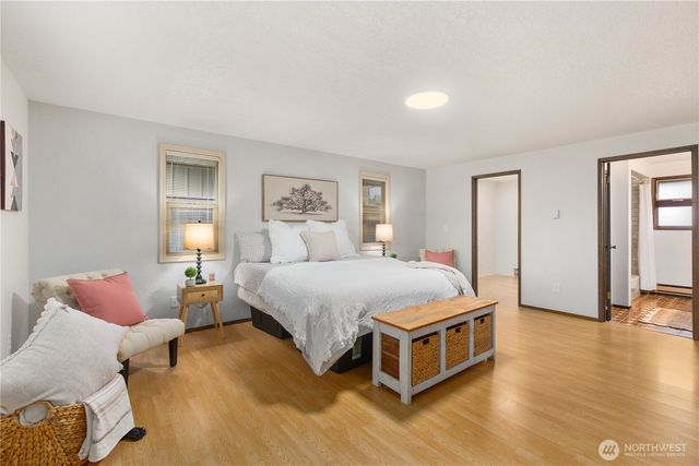 5614 66th Place SE, Snohomish, WA 98290