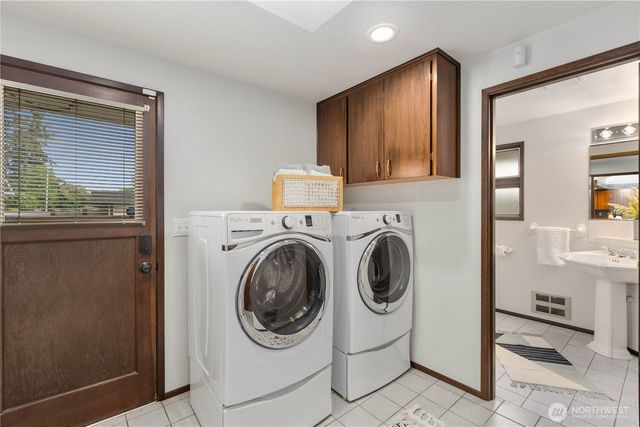 5614 66th Place SE, Snohomish, WA 98290