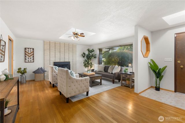 5614 66th Place SE, Snohomish, WA 98290