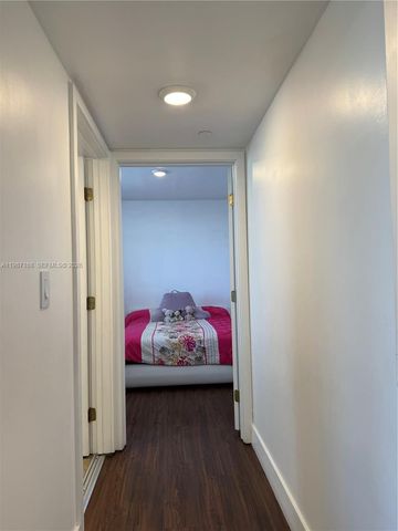 9261 E Bay Harbor Dr 607, Bay Harbor Islands, FL 33154