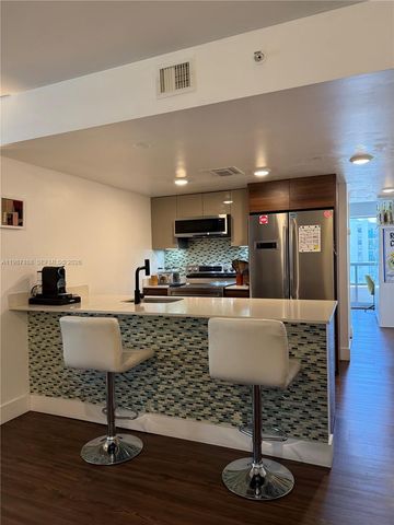 9261 E Bay Harbor Dr 607, Bay Harbor Islands, FL 33154