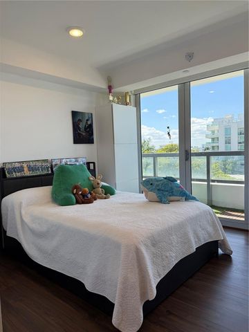 9261 E Bay Harbor Dr 607, Bay Harbor Islands, FL 33154