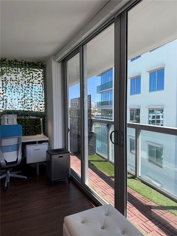 9261 E Bay Harbor Dr 607, Bay Harbor Islands, FL 33154