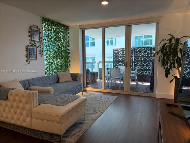 9261 E Bay Harbor Dr 607, Bay Harbor Islands, FL 33154