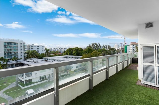 9261 E Bay Harbor Dr 607, Bay Harbor Islands, FL 33154