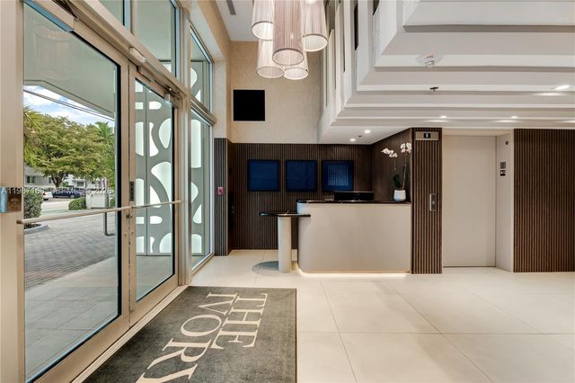 9261 E Bay Harbor Dr 607, Bay Harbor Islands, FL 33154