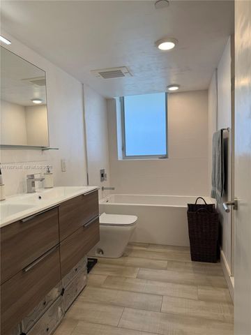 9261 E Bay Harbor Dr 607, Bay Harbor Islands, FL 33154