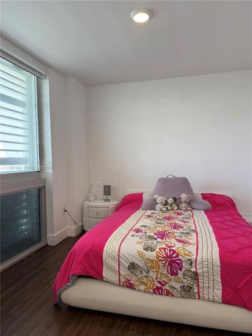 9261 E Bay Harbor Dr 607, Bay Harbor Islands, FL 33154