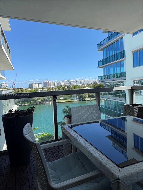 9261 E Bay Harbor Dr 607, Bay Harbor Islands, FL 33154