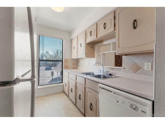 3662 S Granby Way J05, Aurora, CO 80014