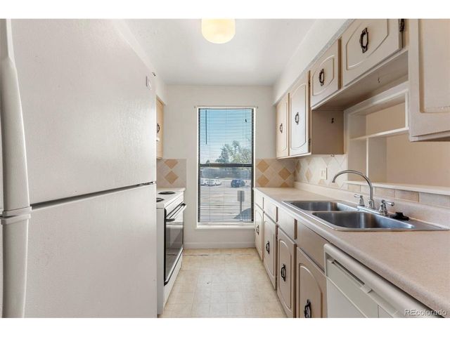 3662 S Granby Way J05, Aurora, CO 80014