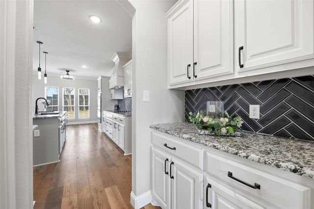 18020 Cindys Lane, Justin, TX 76247