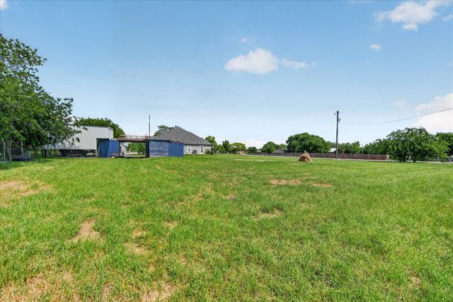 18020 Cindys Lane, Justin, TX 76247