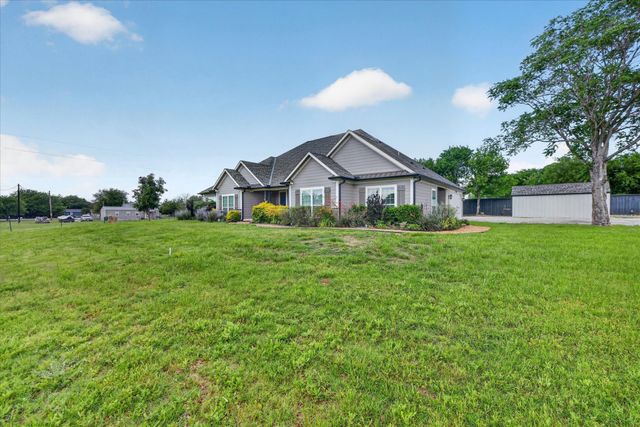 18020 Cindys Lane, Justin, TX 76247