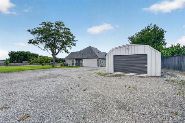 18020 Cindys Lane, Justin, TX 76247
