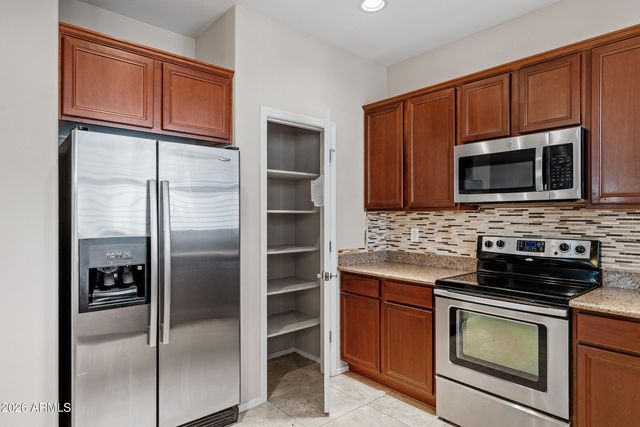 2498 E BOSTON Street, Gilbert, AZ 85295