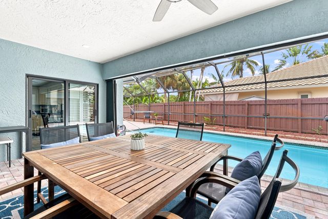 12871 La Rochelle Circle, Palm Beach Gardens, FL 33410