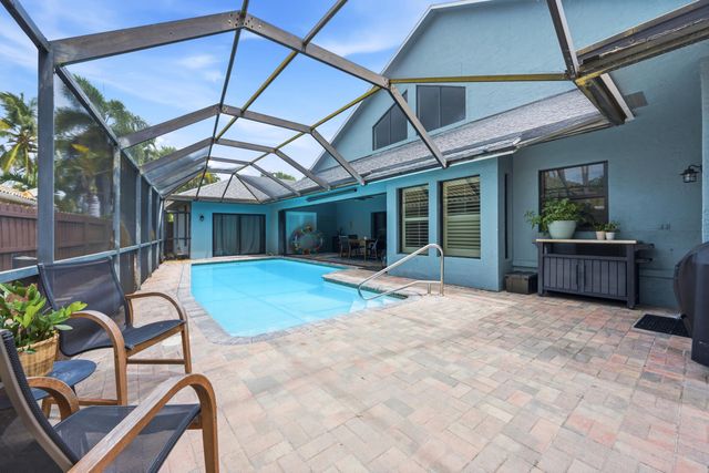 12871 La Rochelle Circle, Palm Beach Gardens, FL 33410