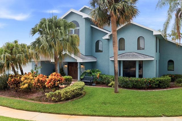 12871 La Rochelle Circle, Palm Beach Gardens, FL 33410