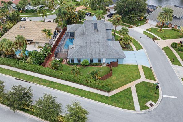 12871 La Rochelle Circle, Palm Beach Gardens, FL 33410