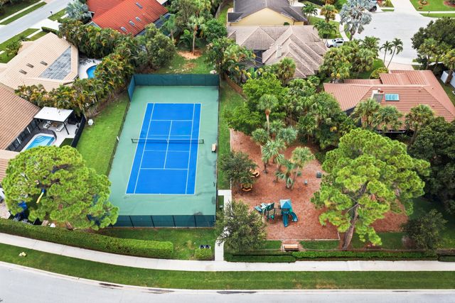12871 La Rochelle Circle, Palm Beach Gardens, FL 33410
