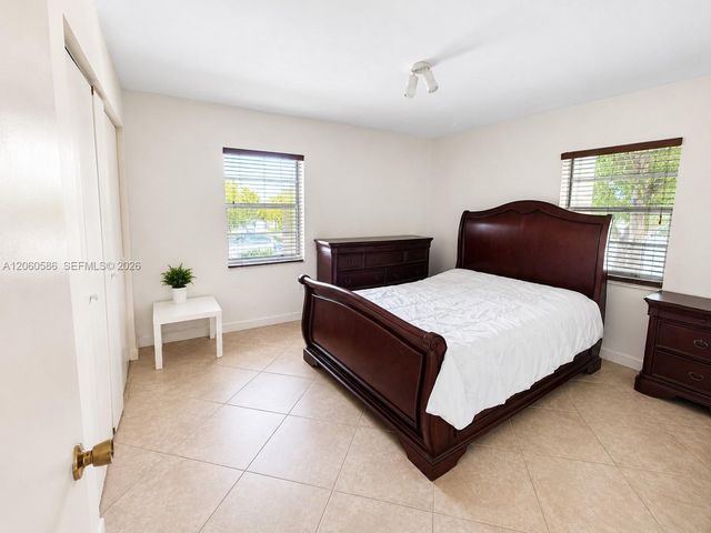 9651 SW 77th Avenue 206E, Miami, FL 33156