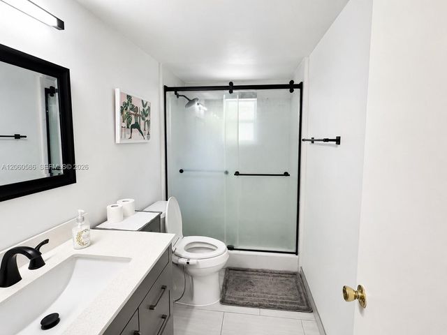 9651 SW 77th Avenue 206E, Miami, FL 33156