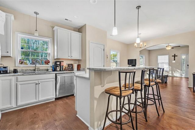 2029 Heys LN, Vinton, VA 24179