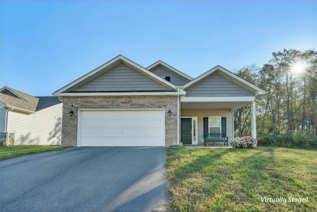 2029 Heys LN, Vinton, VA 24179