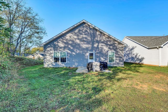 2029 Heys LN, Vinton, VA 24179